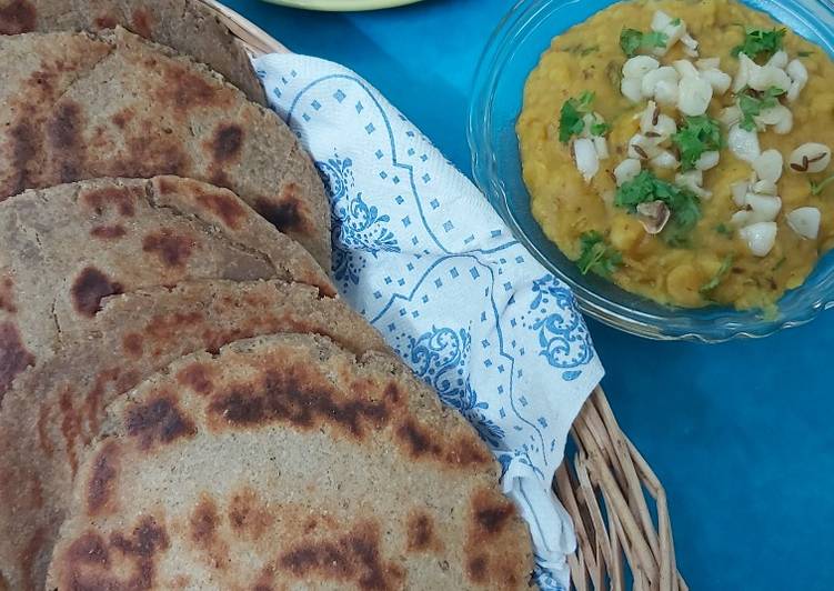 Easiest Way to Make Homemade Homemade Multigrain Bhakri with Spiced Dal