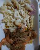 Camarones al Ajillo y crema de leche