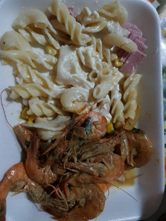 Una foto de Camarones al Ajillo y crema de leche