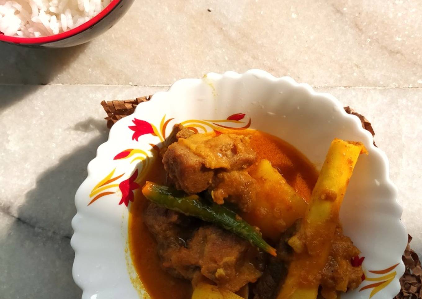 Bengali Style Aloo Mutton Curry