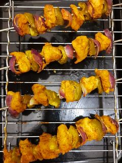 চিকেন টিক্কা কাবাব (chicken tikka kebab recipe in Bengali) রেসিপির প্রধান ছবি