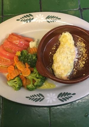 Una foto de Salmón con ajo al horno