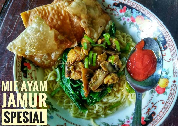 Mie Ayam Jamur Spesial