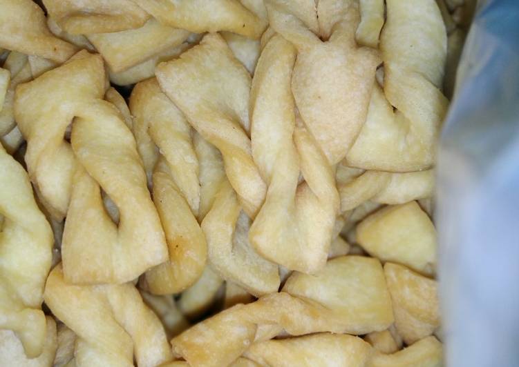 Laderan/kue pita