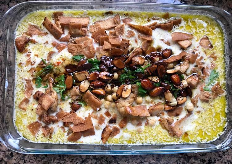 فتة دجاج