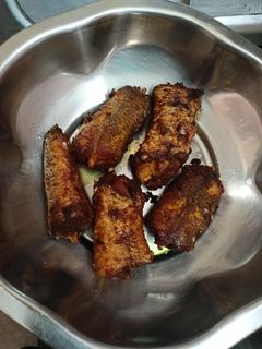 மீன் பொரியல்(fish fry recipe in tamil) செய்முறை முக்கிய புகைப்படம்