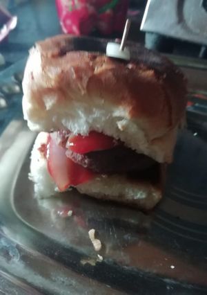A picture of Burger.