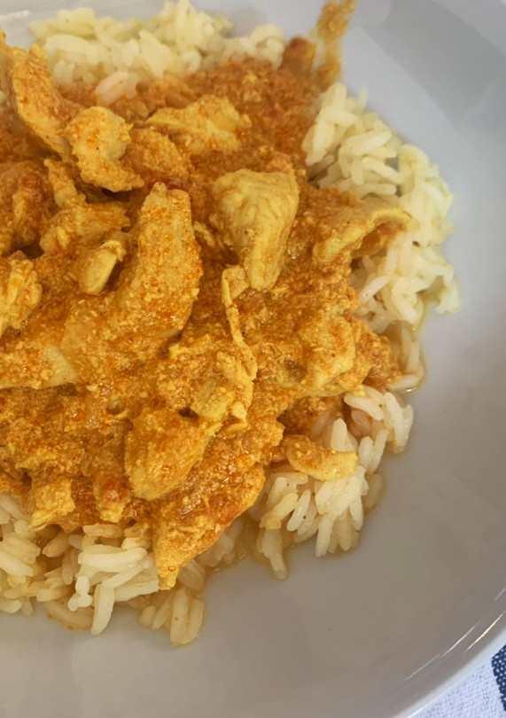 Una foto de Pollo al curry en thermomix muy fácil
