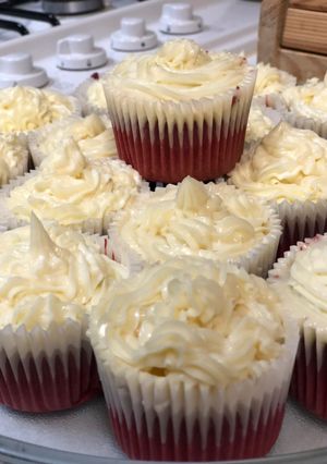 A picture of Magnolia Bakery Inspired Red Velvet Cupcakes with Cream Cheese Frosting.