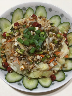 涼拌高麗菜 的食譜成品照片
