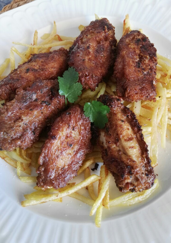 Una foto de Alitas de pollo marinadas