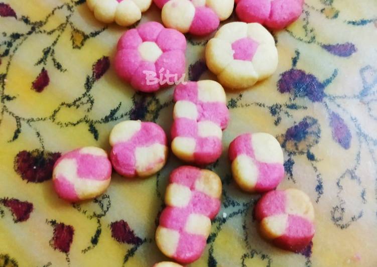 Easiest Way to Make Super Quick Homemade Rose Cookies