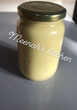 A picture of Ginger and garlic paste.