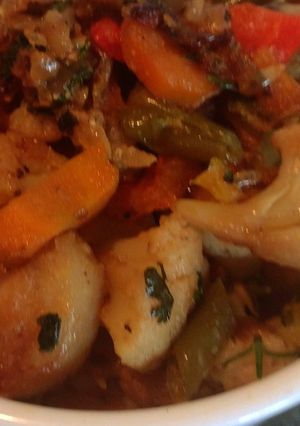 মিক্সড ভেজিটেবল কারি(Mix veg curry recipe in Bengali) রেসিপির প্রধান ছবি