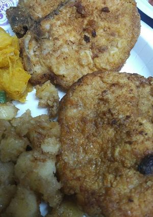 A picture of Pork Chops shallow fried.