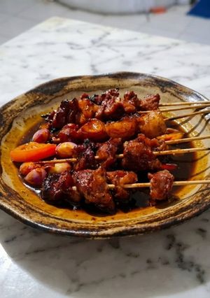 印尼醬油羊肉沙嗲 (Sate kambing bumbu kecap) 的食譜成品照片