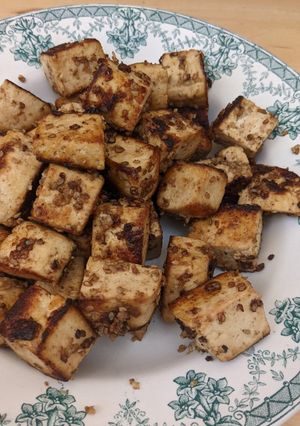 A picture of Sesame tofu.