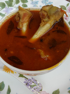 மட்டன் எலும்பு சூப் (Mutton elumbu soup recipe in tamil) செய்முறை முக்கிய புகைப்படம்