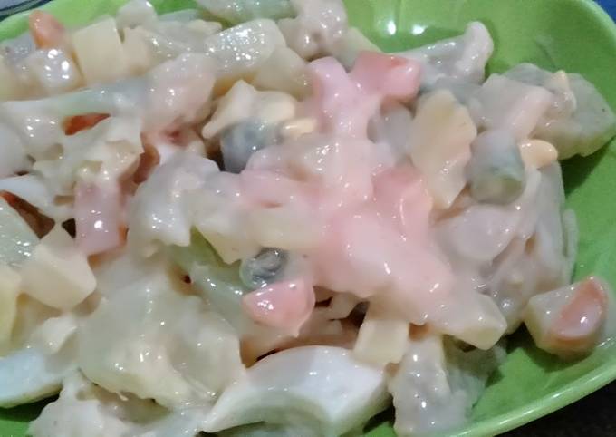 Salad sayuran sederhana