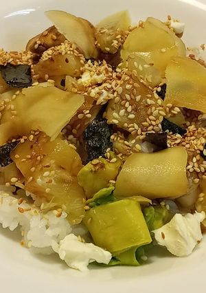 Una foto de Gohan y verduras