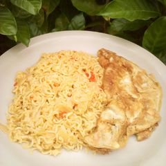 A picture of Indomie and egg.