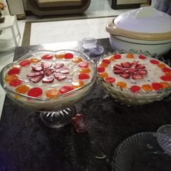 A picture of Fruit custard.