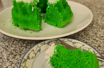 Anti Ribet, Membuat Kue Putu Ayu Lembut Simpel