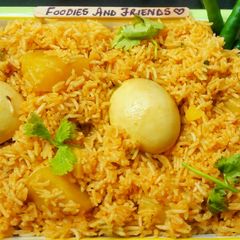 A picture of Anda Aloo Akni.