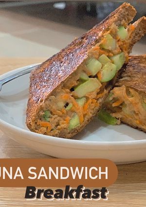 Hình của món Tuna Sandwich.