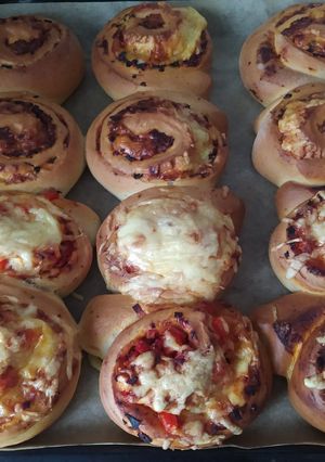 Zdjęcie przepisu Pizzowe ślimaczki.