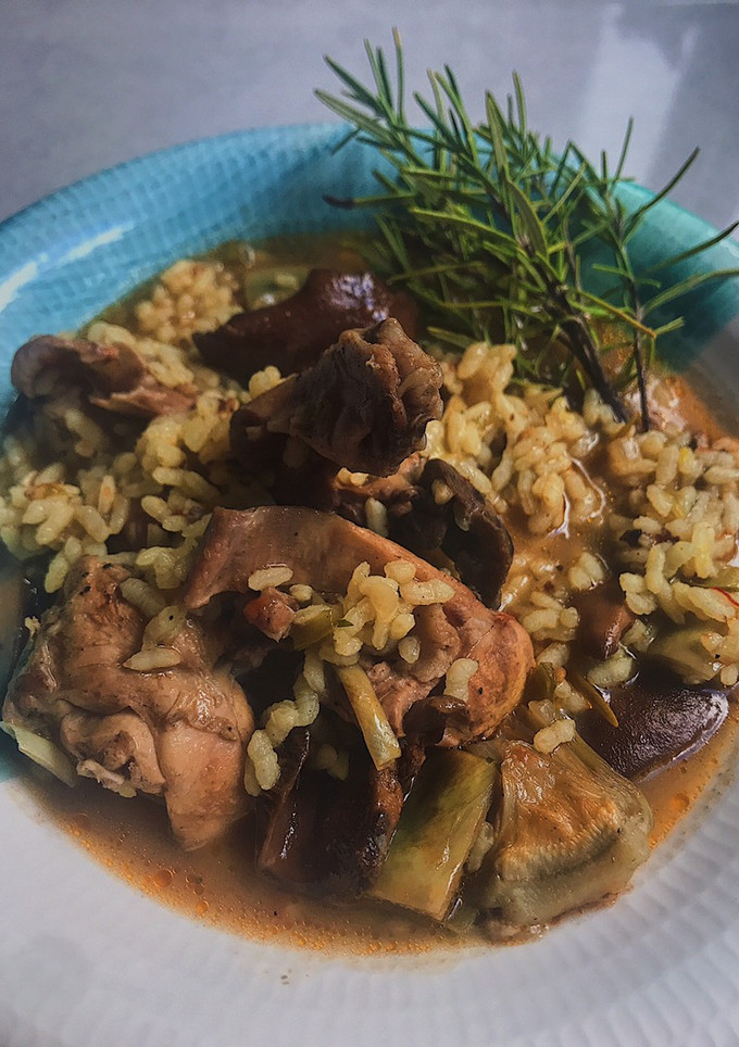 Una foto de Arroz caldoso con conejo