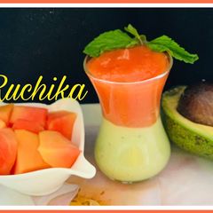 A picture of Avocado Papaya smoothie.