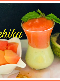 A picture of Avocado Papaya smoothie.