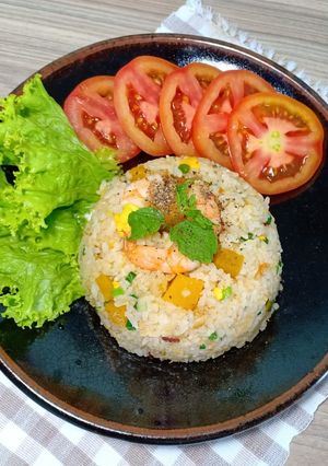 Hình của món Cơm chiên tôm, bí đỏ.