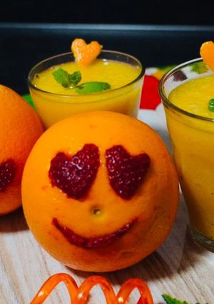 ऑरेंज स्मूथी (Orange smoothie recipe in Hindi) रेसिपी मुख्य फोटो