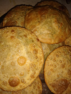 मटर की कचौरी (Matar Ki Kachori recipe in hindi) रेसिपी मुख्य फोटो