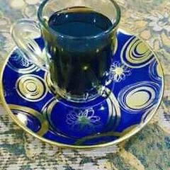 A picture of Turkish tea.