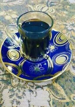 A picture of Turkish tea.