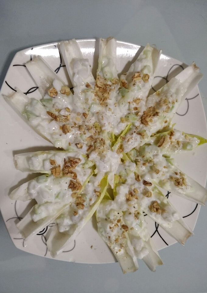 Una foto de Ensalada de endivias