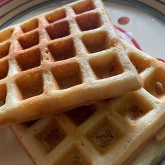 A picture of Semovita waffles.
