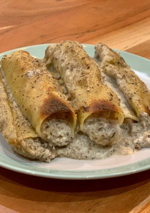 Une photo de Cannelloni ricotta - truffe