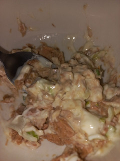 Una foto de Pasta atún cebollín y mayonesa