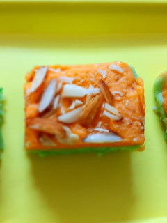 A picture of Kesar pista barfi❤.