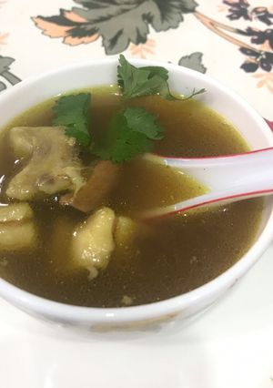 A picture of Mutton ribs clear soup.