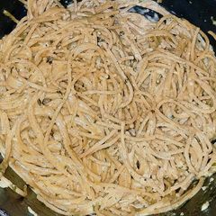 A picture of Alfredo pasta.
