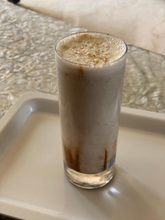 A picture of Dates milkshake.