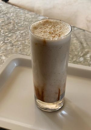 A picture of Dates milkshake.