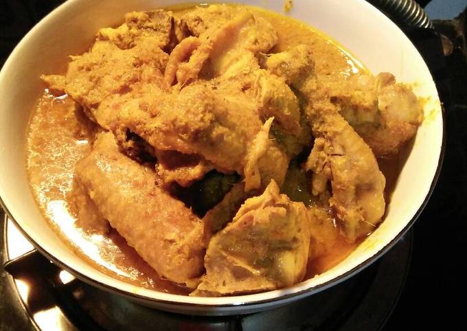 Oblok ayam pedas khas betawi