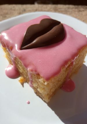 A picture of Vanilla Cake (baking sheet size).