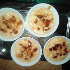 A picture of Dahi Bhalay.